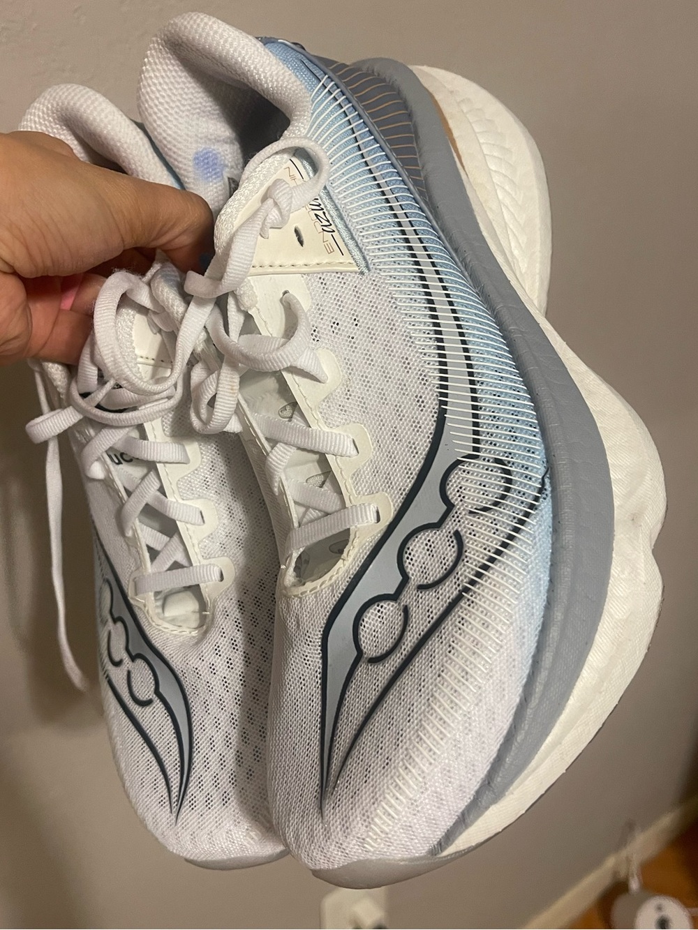 Saucony Endorphin Azura - Women’s size 8.5 - Picture 9 of 12